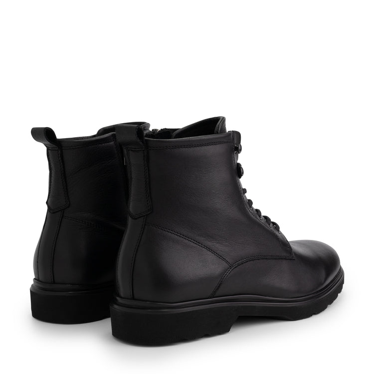 Foundry St. Black BD