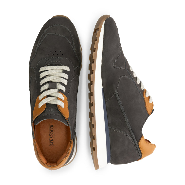 William St. Dark grey UPD