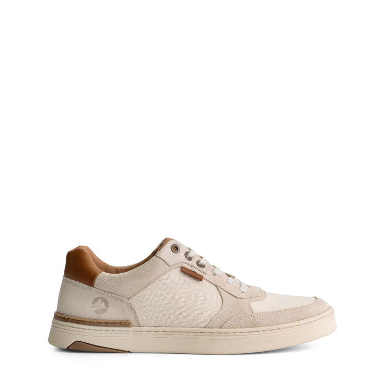 Bromley White R