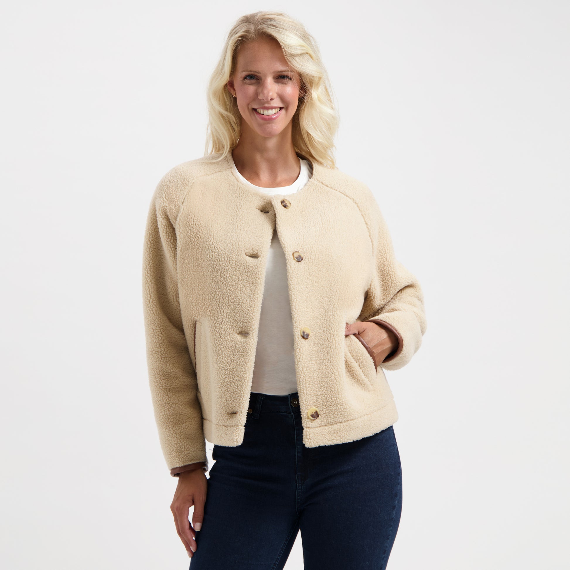 Laura Cardigan lady Sand MV