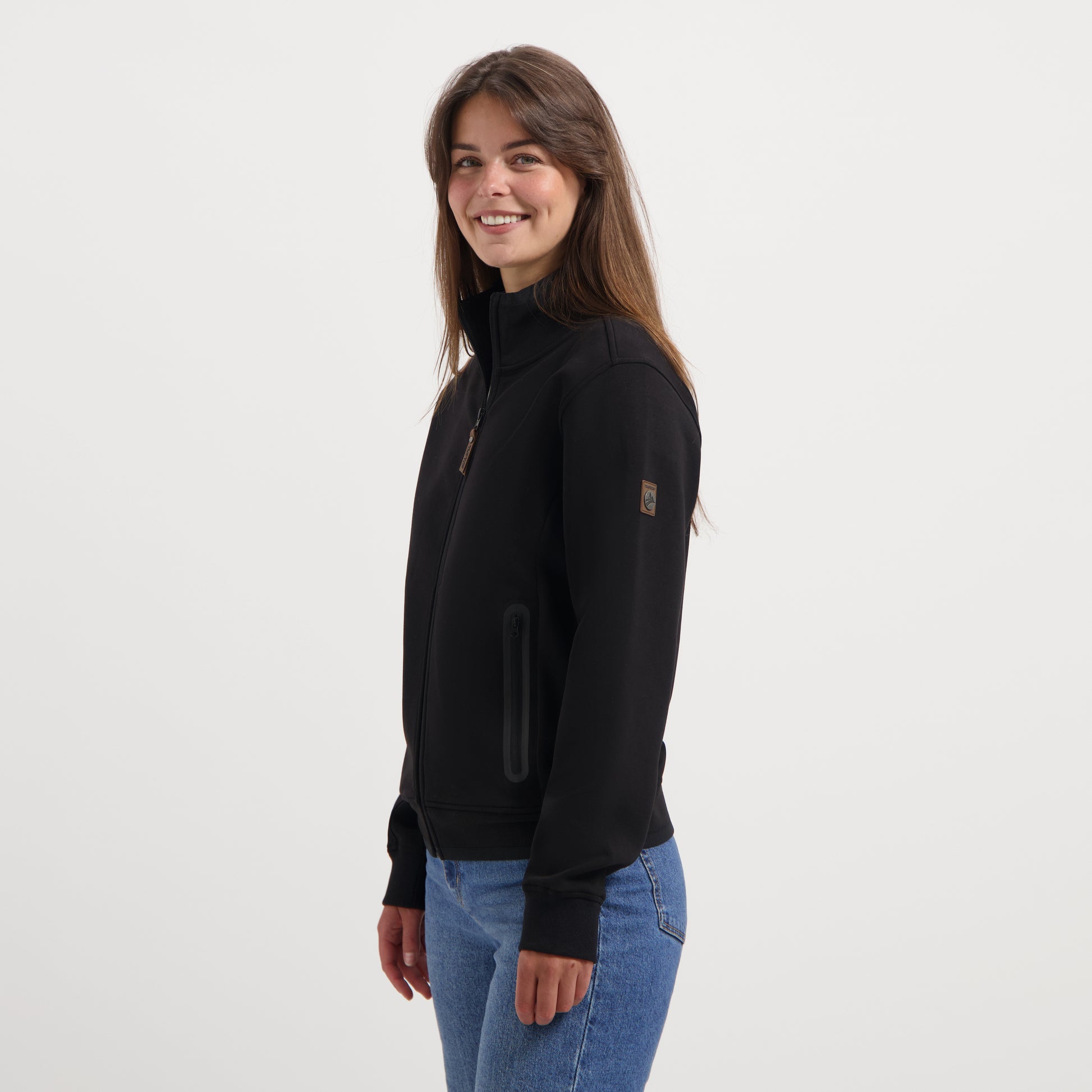 Olia Black MV