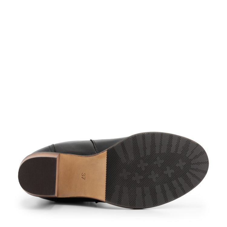 Pentas Leather - Black UNS