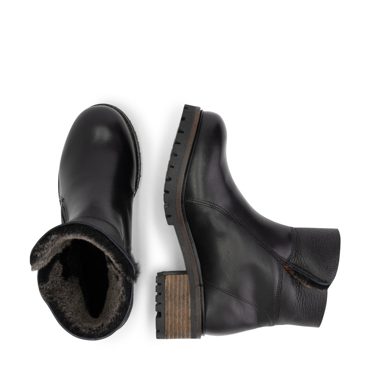 Leliana - Black UPD