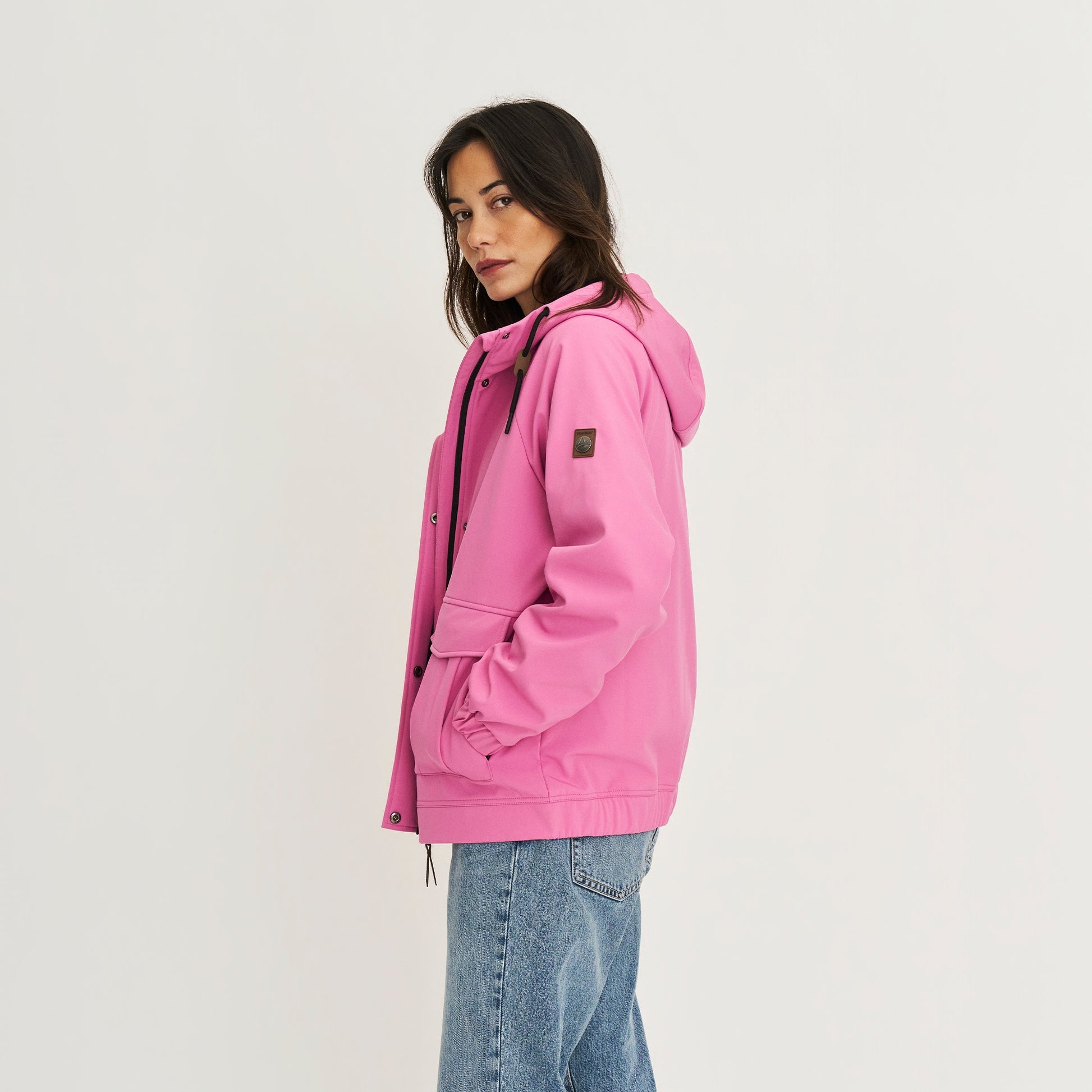 Kiara Pink MV3