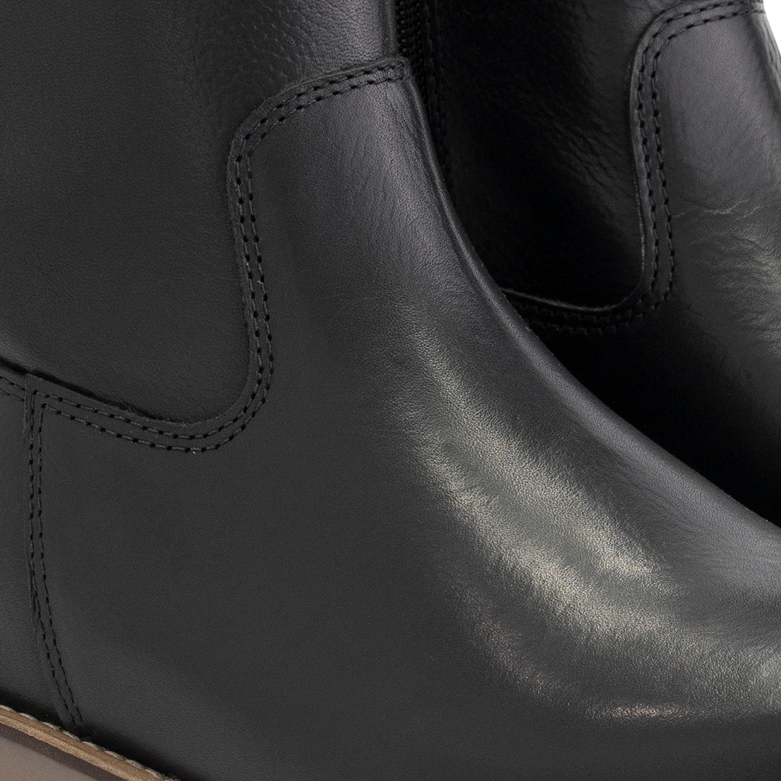 Loudeac Lady Black DFW