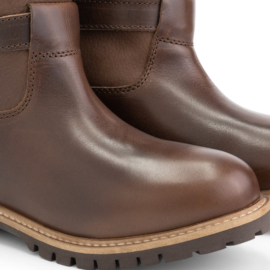 Sweden Lady Dark brown DFW