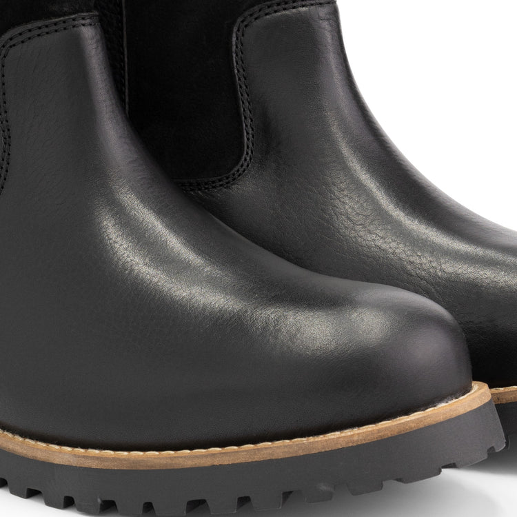 R.Cassels Men - Black DFW