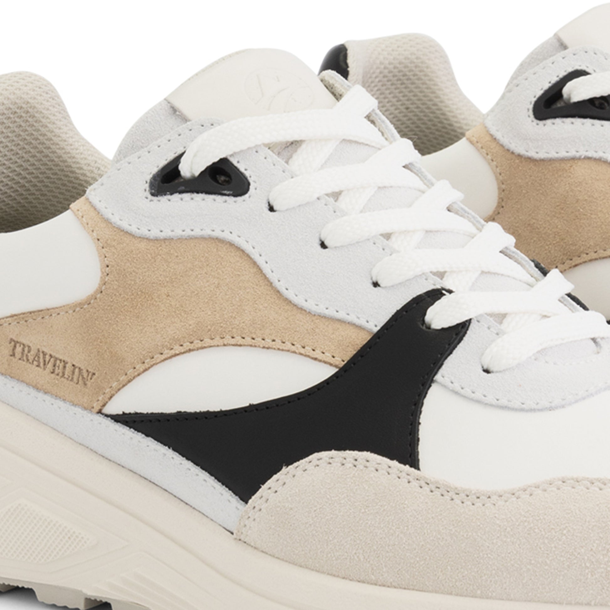 Rushden Sand/Black DFW